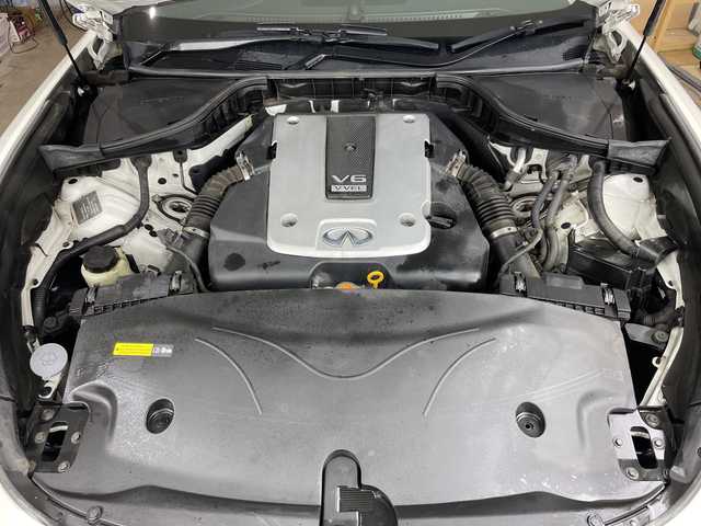 日産 フーガ 370GT FOUR 道央・札幌 2018(平30)年 8.5万km ブリリアントホワイトパール ・4WD/・純正ナビ&TV&CD&BT/・全方位カメラ/・エマージェンシーブレーキ/・ブラインドスポットモニター/・レーダークルーズコントロール/・ステアリングスイッチ/・レザーシート/・前席パワーシート/・メモリー機能付きシート/・前席シートヒーター/・ビルトインETC/・社外前後ドライブレコーダー/・純正エンジンスターター/・LEDヘッドライト/・オートライト/・スマートキー/・純正AW付夏タイヤ積込