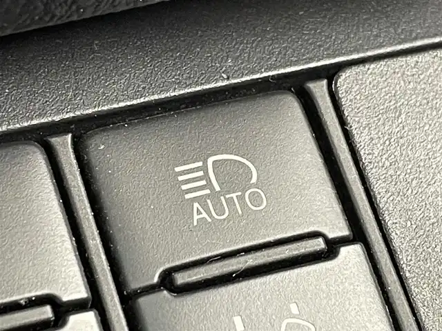 トヨタ シエンタ G クエロ 群馬県 2018(平30)年 6万km ブラックマイカ/エアーイエロー 2トーン ＡＬＰＩＮＥ１１インチナビ　パノラミックビューモニター　両側パワースライドドア　ＡＨＢ　ハーフレザー　シートヒーター　ステアリングリモコン　ステアリングヒーター　ドライブレコーダー　ＥＴＣ　禁煙車