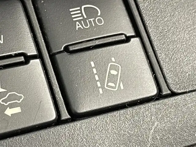 トヨタ シエンタ G クエロ 群馬県 2018(平30)年 6万km ブラックマイカ/エアーイエロー 2トーン ＡＬＰＩＮＥ１１インチナビ　パノラミックビューモニター　両側パワースライドドア　ＡＨＢ　ハーフレザー　シートヒーター　ステアリングリモコン　ステアリングヒーター　ドライブレコーダー　ＥＴＣ　禁煙車