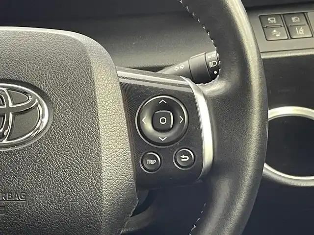 トヨタ シエンタ G クエロ 群馬県 2018(平30)年 6万km ブラックマイカ/エアーイエロー 2トーン ＡＬＰＩＮＥ１１インチナビ　パノラミックビューモニター　両側パワースライドドア　ＡＨＢ　ハーフレザー　シートヒーター　ステアリングリモコン　ステアリングヒーター　ドライブレコーダー　ＥＴＣ　禁煙車