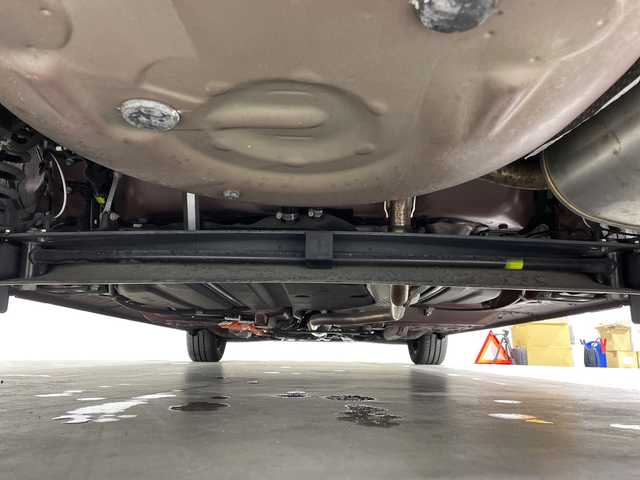 トヨタ シエンタ ハイブリッド ファンベースG 福岡県 2019(平31)年 3.8万km ブラックマイカ/センシュアルレッドマイカ 純正ナビ/両側パワスラ/クルーズコントロール/全方位カメラ/前後コーナーセンサー/社外ドラレコ/純正ETC/CD再生/シートヒーター/ステアリングヒーター/レーンキープアシスト/ウォークスルー/フルセグTV/オートライト