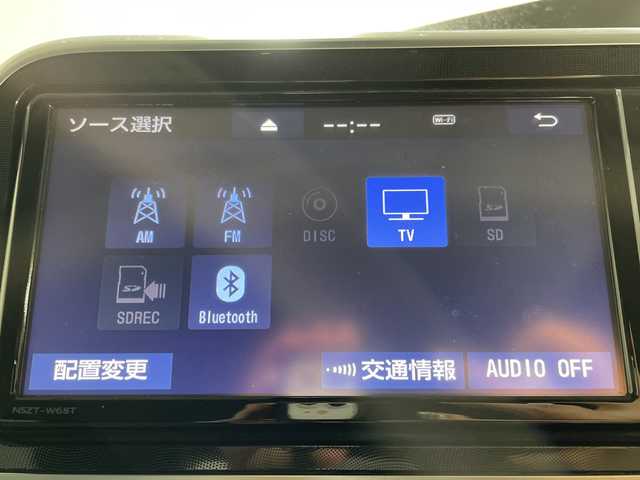 トヨタ シエンタ ハイブリッド ファンベースG 福岡県 2019(平31)年 3.8万km ブラックマイカ/センシュアルレッドマイカ 純正ナビ/両側パワスラ/クルーズコントロール/全方位カメラ/前後コーナーセンサー/社外ドラレコ/純正ETC/CD再生/シートヒーター/ステアリングヒーター/レーンキープアシスト/ウォークスルー/フルセグTV/オートライト