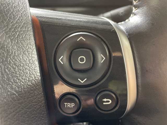 トヨタ シエンタ ハイブリッド ファンベースG 福岡県 2019(平31)年 3.8万km ブラックマイカ/センシュアルレッドマイカ 純正ナビ/両側パワスラ/クルーズコントロール/全方位カメラ/前後コーナーセンサー/社外ドラレコ/純正ETC/CD再生/シートヒーター/ステアリングヒーター/レーンキープアシスト/ウォークスルー/フルセグTV/オートライト