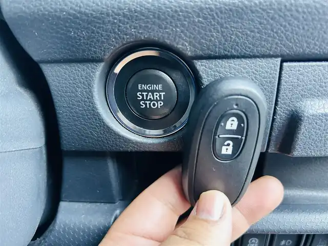 スズキ ハスラー Jスタイル Ⅱ ターボ 岡山県 2017(平29)年 11.1万km フェニックスレッドパール/ホワイト2トーンルーフ (株)IDOMが運営する【じしゃロン岡山店】の自社ローン専用車両になります。こちらは現金またはオートローンご利用時の価格です。自社ローンご希望の方は別途その旨お申付け下さい/純正9インチナビ/フルセグTV/Blurtooth/バックカメラ/HIDヘッドライト/ETC/クルーズコントロール/プッシュスタート