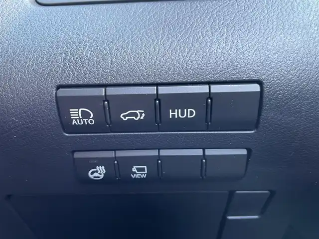 レクサス ＲＸ 200t Fスポーツ 埼玉県 2017(平29)年 5.5万km ホワイトノーヴァガラスフレーク 赤革シート/シートヒーター＆エアシート/純正ナビTV/バックカメラ＆左サイドカメラ/ビルトインETC2.0/パワーバックドア/クリアランスソナー/LEDヘッドライト/純正20インチAW/Fドライブレコーダー/レーダークルーズコントロール/セーフティセンス/プッシュスタート/スマートキー/保証書付整備手帳