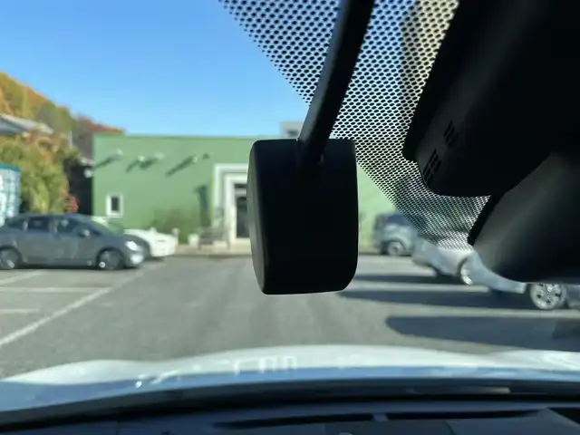 レクサス ＲＸ 200t Fスポーツ 埼玉県 2017(平29)年 5.5万km ホワイトノーヴァガラスフレーク 赤革シート/シートヒーター＆エアシート/純正ナビTV/バックカメラ＆左サイドカメラ/ビルトインETC2.0/パワーバックドア/クリアランスソナー/LEDヘッドライト/純正20インチAW/Fドライブレコーダー/レーダークルーズコントロール/セーフティセンス/プッシュスタート/スマートキー/保証書付整備手帳