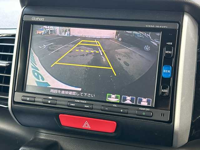 ホンダ Ｎ ＢＯＸ カスタム G Lパッケージ 大阪府 2016(平28)年 5.1万km ポリッシュドメタルメタリック 純正ナビ(BT/CD/DVD/SD/USB/フルセグ)/バックカメラ/衝突被害軽減システム/オートライト/純正アルミホイール/純正フロアマット/片側パワースライドドア/ドライブレコーダー/ビルトインETC/フルフラットシート/チップアップシート/スペアキー×1/カーテンエアバック/HIDヘッドライト