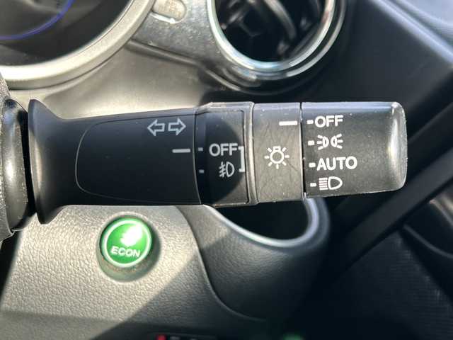 ホンダ Ｎ ＢＯＸ カスタム G Lパッケージ 大阪府 2016(平28)年 5.1万km ポリッシュドメタルメタリック 純正ナビ(BT/CD/DVD/SD/USB/フルセグ)/バックカメラ/衝突被害軽減システム/オートライト/純正アルミホイール/純正フロアマット/片側パワースライドドア/ドライブレコーダー/ビルトインETC/フルフラットシート/チップアップシート/スペアキー×1/カーテンエアバック/HIDヘッドライト