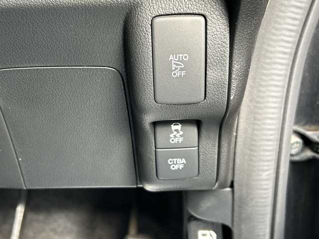 ホンダ Ｎ ＢＯＸ カスタム G Lパッケージ 大阪府 2016(平28)年 5.1万km ポリッシュドメタルメタリック 純正ナビ(BT/CD/DVD/SD/USB/フルセグ)/バックカメラ/衝突被害軽減システム/オートライト/純正アルミホイール/純正フロアマット/片側パワースライドドア/ドライブレコーダー/ビルトインETC/フルフラットシート/チップアップシート/スペアキー×1/カーテンエアバック/HIDヘッドライト