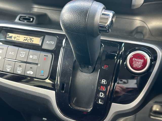 ホンダ Ｎ ＢＯＸ カスタム G Lパッケージ 大阪府 2016(平28)年 5.1万km ポリッシュドメタルメタリック 純正ナビ(BT/CD/DVD/SD/USB/フルセグ)/バックカメラ/衝突被害軽減システム/オートライト/純正アルミホイール/純正フロアマット/片側パワースライドドア/ドライブレコーダー/ビルトインETC/フルフラットシート/チップアップシート/スペアキー×1/カーテンエアバック/HIDヘッドライト