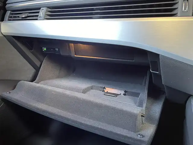 アウディ Ａ４ 35TDI Sライン 愛知県 2022(令4)年 1万km グレー ブラックスタイリングパッケージ/Slineプラスパッケージ/マトリクスLEDヘッドライト/純正ナビ/フルセグTV/360度カメラ/Bluetooth/黒半革シート/シートヒーター/ACC/サイドアシスト/レーンキープアシスト/パークアシスト/純正18インチアルミホイール