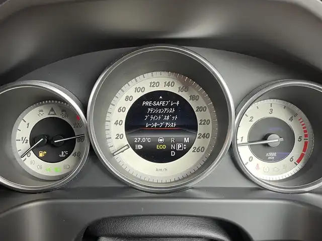 メルセデス・ベンツ Ｅ２２０ ブルーテック アバンギャルド 愛知県 2016(平28)年 5.5万km ポーラホワイト 純正HDDナビ/　・CD/DVD/USB/SD/BT/フルセグTV/360°カメラ/アダプティブクルーズコントロール/ハーフレザーシート/メモリ付きパワーシート/シートヒーター/キーレスゴー/パドルシフト/パークディスタンスコントロール/LEDヘッドライト/純正18インチAW