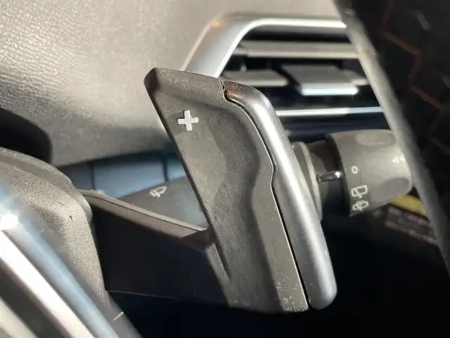 プジョー ３００８ GT ブルー HDi 愛知県 2021(令3)年 6万km 青 ファーストクラスパッケージ /黒革シート /パノラマサンルーフ /純正ナビ /フルセグTV /360度カメラ /AppleCarPlay　/シートヒーター /パワーシート /パワーバックドア /アクティブクルーズコントロール /BSM /LKA /純正18アルミホイール/スペアキー/保証書/取扱説明書
