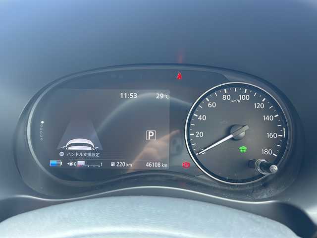 日産 キックス X ツートーンインテリアED 静岡県 2021(令3)年 4.7万km ピュアブラック 【主要装備】/社外ナビ　/アラウンドビューモニター　/３６０度ドライブレコーダー　/インテリジェントルームミラー　/プロパイロット　/シートヒーター　/ステアリングヒーター　/エマージェンシーブレーキ　/スペアキー有り　/ＥＴＣ/プッシュスタート/スマートキー/LEDヘッドライト/ステアリングスイッチ/純正17インチアルミ/電動パーキングブレーキ/ブレーキホールド/ルーフレール