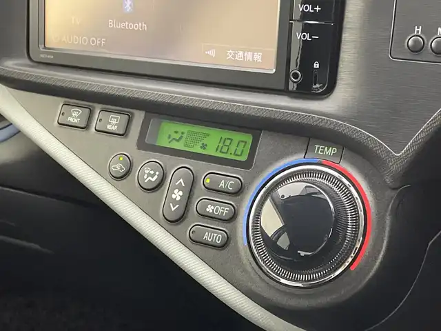 トヨタ アクア S 新潟県 2014(平26)年 2.3万km クールソーダメタリック ワンオーナー/純正メモリナビ【NSCP-W64】/　ワルセグTV/Bluetooth/CD/DVD/ドライブレコーダー/バックモニター/ETC/横滑り防止装置/ステアリングスイッチ/禁煙車