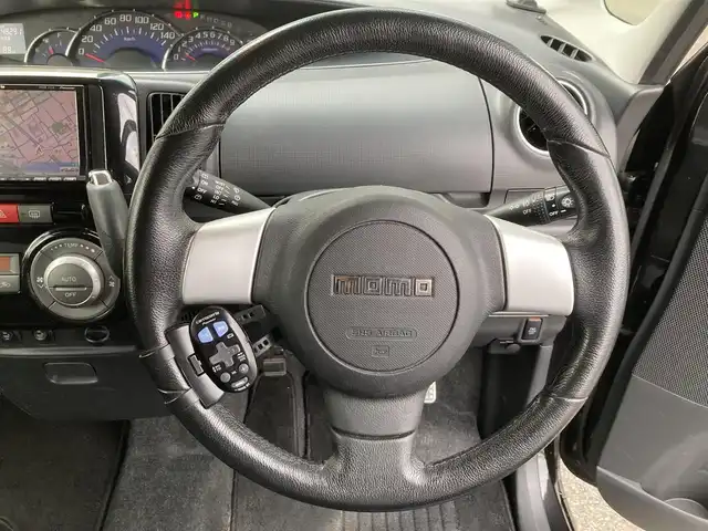 ダイハツ タント カスタム RS 兵庫県 2012(平24)年 4.9万km ブラックマイカメタリック ワンオーナー/社外HDDナビ/CD/DVD/FM/AM/ETC/片側パワースライドドア/D/N シートヒーター/GPSレーダー探知機/電格ミラー/フォグランプ/HID/ドアバイザー/フロアマット/新車時保証書/取扱説明書