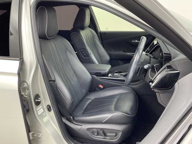 トヨタ クラウン ハイブリッド RS アドバンス 愛知県 2018(平30)年 5.3万km プレシャスシルバー 純正ナビ/・Bluetooth/・CD/DVD/・フルセグテレビ/全方位モニター/シートヒーター/ベンチレーション/ステアリングヒーター/衝突軽減ブレーキ/レーンキープアシスト/ブラインドスポットモニター/レーダークルーズコントロール/パワーシート/シートメモリー/レザーシート/ビルトインETC