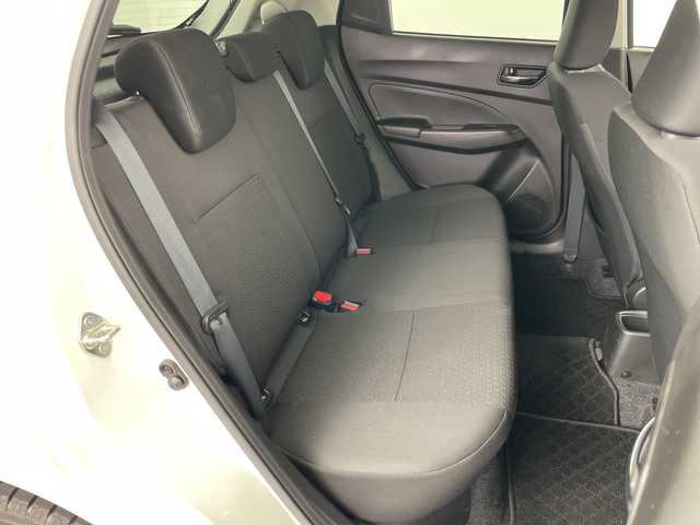 スズキ スイフト HYBRID MG 道央・札幌 2020(令2)年 5.8万km ピュアホワイトP ・4WD/・社外ナビ&BT/・バックカメラ/・スズキセーフティサポート/・アダプティブクルーズコントロール/・コーナーセンサー/・横滑り防止装置/・アイドリングストップ/・社外前後ドライブレコーダー/・ETC/・前席シートヒーター/・電動格納ミラー/・ドアミラーヒーター/・スマートキー/・スペアキー/・保証書/・取扱説明書