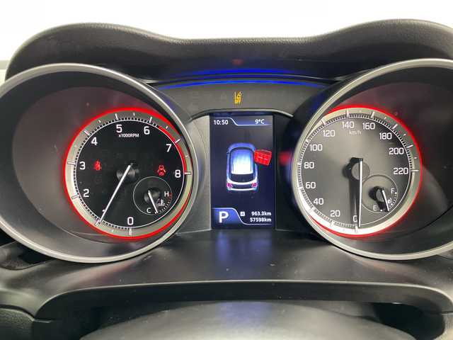 スズキ スイフト HYBRID MG 道央・札幌 2020(令2)年 5.8万km ピュアホワイトP ・4WD/・社外ナビ&BT/・バックカメラ/・スズキセーフティサポート/・アダプティブクルーズコントロール/・コーナーセンサー/・横滑り防止装置/・アイドリングストップ/・社外前後ドライブレコーダー/・ETC/・前席シートヒーター/・電動格納ミラー/・ドアミラーヒーター/・スマートキー/・スペアキー/・保証書/・取扱説明書