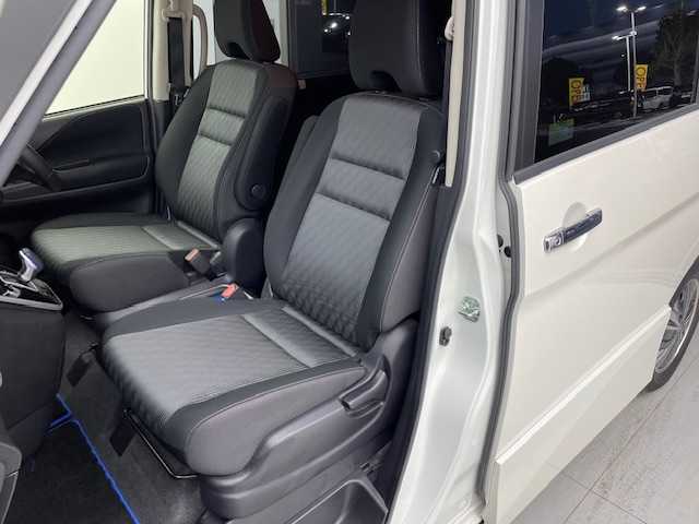 日産 セレナ e－パワー ハイウェイスター V 茨城県 2020(令2)年 5.4万km ブリリアントホワイトパール エマージェンシーブレーキ/プロパイロット/両側パワースライドドア/純正10インチナビ/アラウンドビューモニター/バックカメラ/デジタルインナーミラー/ETC/ドライブレコーダー/BSM/プッシュスタート/サンシェード/純正フロアマット/純正アルミホイール/LEDヘッドライト/フォグランプ/スマートキー