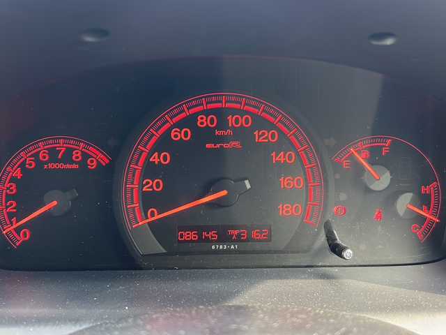 ホンダ アコード ユーロ R 大阪府 2006(平18)年 8.7万km アークティックブルーパール 純正レカロシート　リアスポイラー　エアロ　モモステアリング　ＥＮＫＥＩ１７アルミホイール　レーダー探知機　純正ナビ　ＤＶＤ　ＣＤ　ＨＩＤライト　純正フロアマット　リモコンキー　純正ホイールあり（スタッドレス）　純正オーディオ　ETC