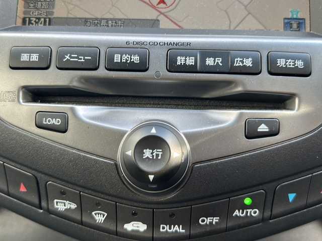 ホンダ アコード ユーロ R 大阪府 2006(平18)年 8.7万km アークティックブルーパール 純正レカロシート　リアスポイラー　エアロ　モモステアリング　ＥＮＫＥＩ１７アルミホイール　レーダー探知機　純正ナビ　ＤＶＤ　ＣＤ　ＨＩＤライト　純正フロアマット　リモコンキー　純正ホイールあり（スタッドレス）　純正オーディオ　ETC