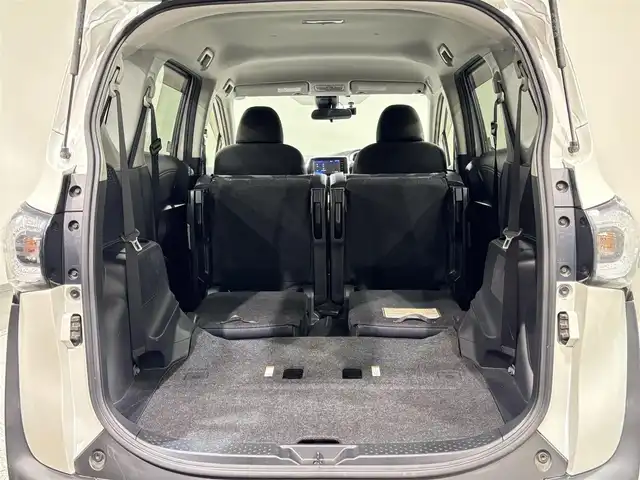 トヨタ シエンタ G 愛知県 2017(平29)年 6.3万km ホワイトパールクリスタルシャイン 純正ナビ(NSCP-W64)　/(AM/FM/CD/SD/地デジ/Bluetooth/AUX)/ＴＲＤエアロ　/トヨタセーフティセンス　/　　-衝突軽減ブレーキ　/　　-オートマチックハイビーム/　　-レーンディパーチャーアラート/両側パワースライドドア　/ＥＴＣ　/バックカメラ　/ドライブレコーダー　/純正フロアマット　/アクセサリーソケット　/アイドリングストップ/ISOFIX/純正16インチAW/プッシュスタート/　　-スマートキー