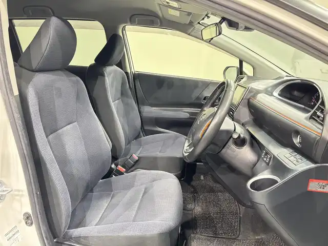 トヨタ シエンタ G 愛知県 2017(平29)年 6.3万km ホワイトパールクリスタルシャイン 純正ナビ(NSCP-W64)　/(AM/FM/CD/SD/地デジ/Bluetooth/AUX)/ＴＲＤエアロ　/トヨタセーフティセンス　/　　-衝突軽減ブレーキ　/　　-オートマチックハイビーム/　　-レーンディパーチャーアラート/両側パワースライドドア　/ＥＴＣ　/バックカメラ　/ドライブレコーダー　/純正フロアマット　/アクセサリーソケット　/アイドリングストップ/ISOFIX/純正16インチAW/プッシュスタート/　　-スマートキー