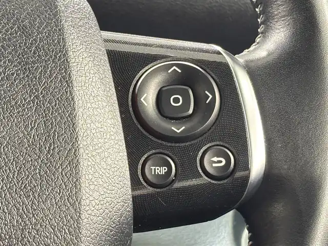 トヨタ シエンタ G 愛知県 2017(平29)年 6.3万km ホワイトパールクリスタルシャイン 純正ナビ(NSCP-W64)　/(AM/FM/CD/SD/地デジ/Bluetooth/AUX)/ＴＲＤエアロ　/トヨタセーフティセンス　/　　-衝突軽減ブレーキ　/　　-オートマチックハイビーム/　　-レーンディパーチャーアラート/両側パワースライドドア　/ＥＴＣ　/バックカメラ　/ドライブレコーダー　/純正フロアマット　/アクセサリーソケット　/アイドリングストップ/ISOFIX/純正16インチAW/プッシュスタート/　　-スマートキー