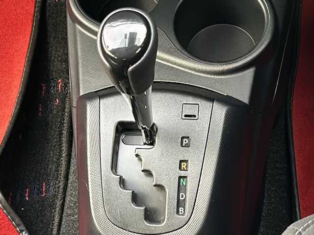 トヨタ アクア S スタイルブラック 秋田県 2020(令2)年 1.2万km ブラックマイカ 純正SDナビ/Bluetooth、CD、フルセグTV/バックカメラ/ETC/純正ドライブレコーダー/純正15インチAW/社外AWスタッドレスタイヤ積込/取説、保証書