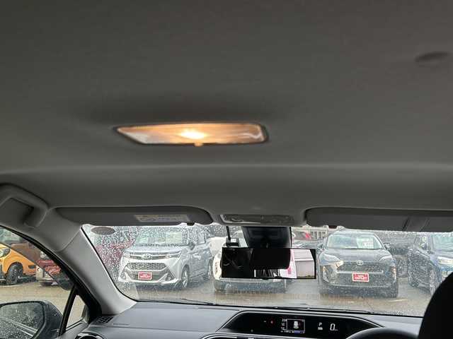 トヨタ アクア S スタイルブラック 秋田県 2020(令2)年 1.2万km ブラックマイカ 純正SDナビ/Bluetooth、CD、フルセグTV/バックカメラ/ETC/純正ドライブレコーダー/純正15インチAW/社外AWスタッドレスタイヤ積込/取説、保証書