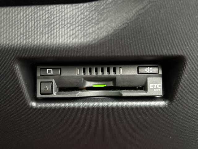 トヨタ アクア S スタイルブラック 秋田県 2020(令2)年 1.2万km ブラックマイカ 純正SDナビ/Bluetooth、CD、フルセグTV/バックカメラ/ETC/純正ドライブレコーダー/純正15インチAW/社外AWスタッドレスタイヤ積込/取説、保証書