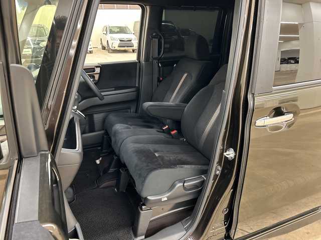 ホンダ Ｎ ＢＯＸ カスタム G L ホンダセンシング 道央・札幌 2020(令2)年 1.5万km プレミアムグラマラスブロンズP 4WD//プッシュスタート//ドアバイザー//スマートキー//エンジンスタータ//両側パワースライドドア//社外ディスプレイオーディオ//ＥＴＣ//クルーズコントロール//パワーウィンド