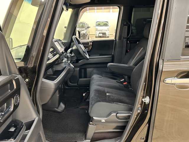 ホンダ Ｎ ＢＯＸ カスタム G L ホンダセンシング 道央・札幌 2020(令2)年 1.5万km プレミアムグラマラスブロンズP 4WD//プッシュスタート//ドアバイザー//スマートキー//エンジンスタータ//両側パワースライドドア//社外ディスプレイオーディオ//ＥＴＣ//クルーズコントロール//パワーウィンド