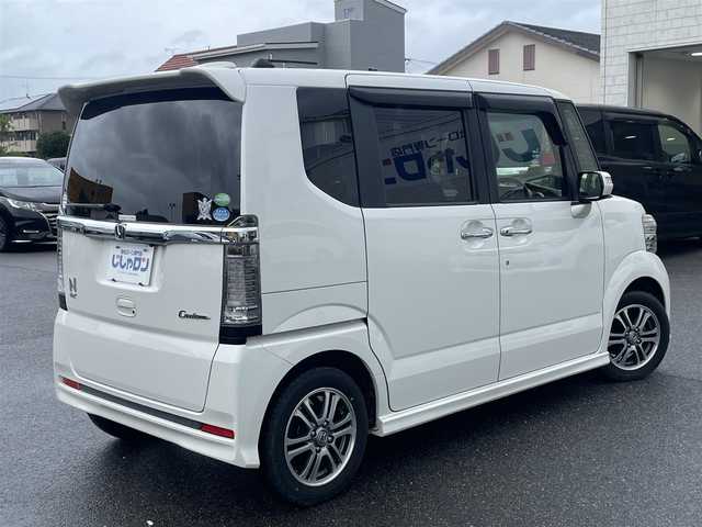 ホンダ Ｎ ＢＯＸ カスタム SSパッケージ 佐賀県 2016(平28)年 5.3万km プレミアムホワイトパールⅡ （株)IDOMが運営する【じしゃロン佐賀店】の自社ローン専用車両になります。/こちらは現金またはオートローンご利用時の価格です。自社ローンご希望の方は別途その旨お申付け下さい/・後ろシートスライドします　/・ワンセグ/ＣＤ　/・バックカメラ/・ETC/・片側電動スライドドア