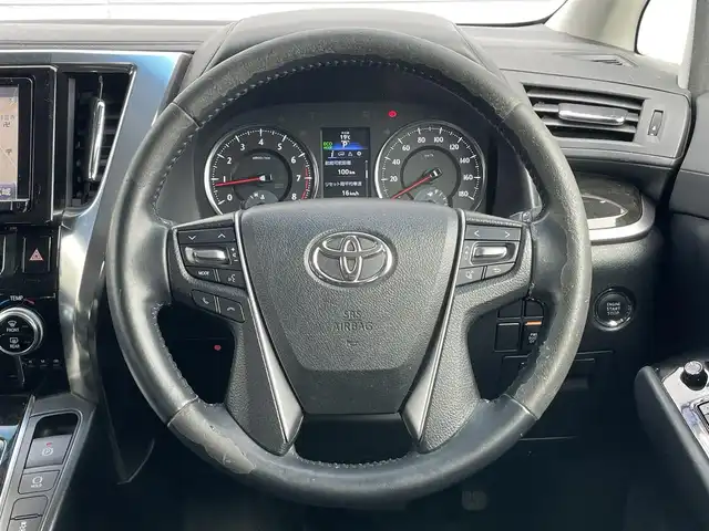 トヨタ ヴェルファイア Z 千葉県 2015(平27)年 5.2万km ホワイトパールクリスタルシャイン 純正ナビ/フルセグTV/バックカメラ/両側パワースライドドア/サンルーフ/フリップダウンモニター/ビルトインETC/AC100V/オットマン/オートライト/フォグライト/コーナーセンサー/プッシュスタート/スマートキー