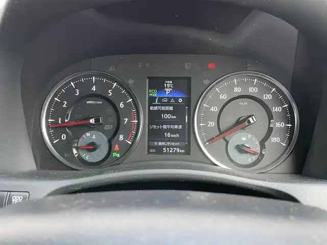 トヨタ ヴェルファイア Z 千葉県 2015(平27)年 5.2万km ホワイトパールクリスタルシャイン 純正ナビ/フルセグTV/バックカメラ/両側パワースライドドア/サンルーフ/フリップダウンモニター/ビルトインETC/AC100V/オットマン/オートライト/フォグライト/コーナーセンサー/プッシュスタート/スマートキー