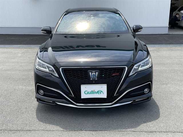 トヨタ クラウン ハイブリッド RS アドバンス 兵庫県 2018(平30)年 7.5万km ブラック 予防安全/Toyota Safety Sence/ プリクラッシュセーフティ/ レーントレーシングアシスト/ レーダークルーズコントロール/ ロードサインアシスト/先行車発進告知機能/ブラインドスポットモニター/後方車両への接近警報/TRDエアロ F/S/R　3点セット/TRD19インチ アルミホイール/ステアリングヒーター/TVキャンセラー/BSM/デジタルインナーミラー/8型ディスプレイオーディオ/３眼LEDヘッドランプ/パドルシフト/ステアリングヒーター/左右独立温度調整オートエアコン/スイングレジスター/合皮コンビシート/パワーシート/シートヒーター/スマートエントリースタートシステム/SRSエアバック(運転席・助手席・サイド・カーテン・ニー)