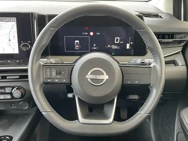日産 ノート X FOUR 青森県 2021(令3)年 1万km ピュアホワイトパール AIS評価5点/4WD/ワンオーナー/純正フルセグTV/純正HDDナビ/AM/FM/BT/USB/HDMI/ステアリングヒーター/シートヒーター/純正ドライブレコーダー/純正ETC2.0/全方位モニター/アイドリングストップ/LEDヘッドライト/LEDフォグランプ/パーキングアシスト/オートブレーキホールド/プリクラッシュ/横滑り防止装置/保証書/取扱説明書