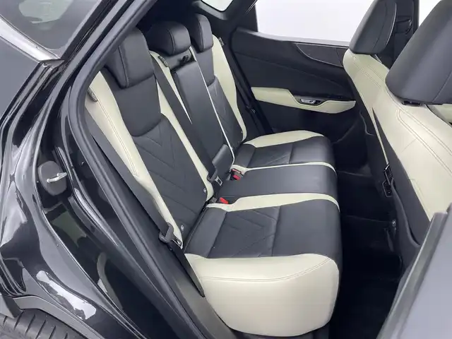 レクサス ＮＸ 250 バージョンL 福井県 2023(令5)年 2.3万km グラファイトブラックガラスフレーク ワンオーナー/純正１４インチディスプレイオーディオ/フルセグTV/Bluetooth/Miracast/AM/FM/サンルーフ/レクサスセーフティシステム/・歩行者検知機能付衝突回避支援型プリクラッシュセーフティ/・歩行者注意喚起/・衝突警報/・プリクラッシュブレーキアシスト/・プリクラッシュブレーキ/・低速時加速抑制/・交差点右左折支援/・アクティブ操舵回避支援/・アクティブアシスト（フロントシートベルト）/・プリクラッシュシートバック/・サスペンションコントロール/・ステアリングコントロール/・レーンディパーチャーアラート/・オートマチックハイビーム/・レーダークルーズコントロール/ アドバンストパーク/パワーバックドア/パノラミックビュー/ステアリングヒーター/革ステアリング/ステアリングリモコン/ステアリングチルド機構/リアワイパー/ウィンカー・電動格納式ミラー/オートライト /LEDヘッドライト/LEDフォグランプ/純正２０インチアルミ/純正フロアマット