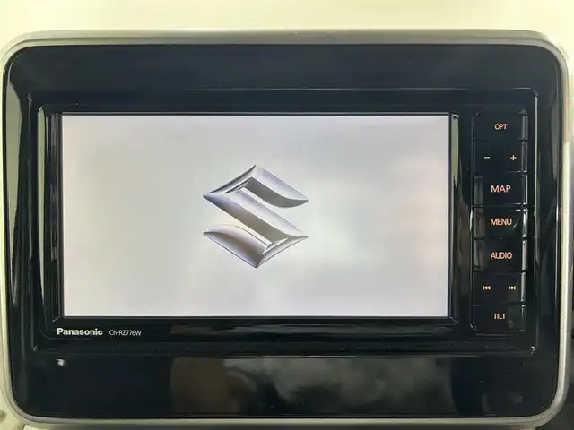 スズキ スペーシア HYBRID X 佐賀県 2022(令4)年 2.5万km シフォンアイボリーM 純正7型ナビ/（ＡＭ/ＦＭ/CD/DVD/Bluetooth/フルセグTV）/バックカメラ/両側パワースライドドア/前後ドライブレコーダー/衝突被害軽減システム/車線逸脱警報/コーナーセンサー/シートヒーター/LEDヘッドライト/オートエアコン/盗難防止装置/横滑り防止装置/オートライト/オートマチックハイビーム/スマートキー/プッシュスタート/純正フロアマット/ステアリングスイッチ/電動格納ミラー/後席サンシェード/ISOFIX対応シート