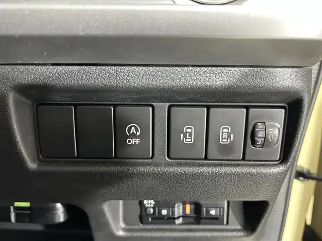 スズキ スペーシア HYBRID X 佐賀県 2022(令4)年 2.5万km シフォンアイボリーM 純正7型ナビ/（ＡＭ/ＦＭ/CD/DVD/Bluetooth/フルセグTV）/バックカメラ/両側パワースライドドア/前後ドライブレコーダー/衝突被害軽減システム/車線逸脱警報/コーナーセンサー/シートヒーター/LEDヘッドライト/オートエアコン/盗難防止装置/横滑り防止装置/オートライト/オートマチックハイビーム/スマートキー/プッシュスタート/純正フロアマット/ステアリングスイッチ/電動格納ミラー/後席サンシェード/ISOFIX対応シート