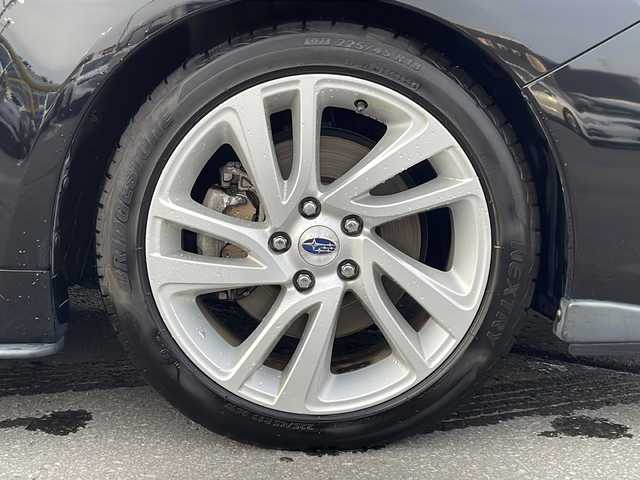 スバル レヴォーグ 1．6GT アイサイト Sスタイル 道北・旭川 2015(平27)年 6.2万km クリスタルブラックシリカ ・4WD/・STiスポイラー/・アイサイトVer3/・純正メモリナビ/ CD/DVD/SD/MSV/USB/BT/フルセグ/・バックカメラ/・プリクラッシュ/・レーンキープ /・レーダークルーズコントロール/・誤発進抑制/・パドルシフト/・運転席電動シート/・オートライト/・LEDヘッドライト/・フォグライト/・電子パーキング/・純正フロアマット/・ETC