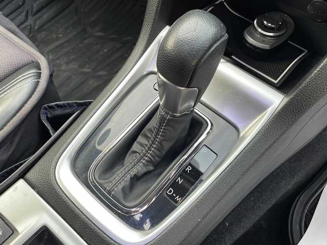 スバル レヴォーグ 1．6GT アイサイト Sスタイル 道北・旭川 2015(平27)年 6.2万km クリスタルブラックシリカ ・4WD/・STiスポイラー/・アイサイトVer3/・純正メモリナビ/ CD/DVD/SD/MSV/USB/BT/フルセグ/・バックカメラ/・プリクラッシュ/・レーンキープ /・レーダークルーズコントロール/・誤発進抑制/・パドルシフト/・運転席電動シート/・オートライト/・LEDヘッドライト/・フォグライト/・電子パーキング/・純正フロアマット/・ETC