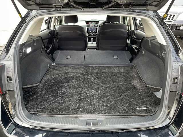 スバル レヴォーグ 1．6GT アイサイト Sスタイル 道北・旭川 2015(平27)年 6.2万km クリスタルブラックシリカ ・4WD/・STiスポイラー/・アイサイトVer3/・純正メモリナビ/ CD/DVD/SD/MSV/USB/BT/フルセグ/・バックカメラ/・プリクラッシュ/・レーンキープ /・レーダークルーズコントロール/・誤発進抑制/・パドルシフト/・運転席電動シート/・オートライト/・LEDヘッドライト/・フォグライト/・電子パーキング/・純正フロアマット/・ETC