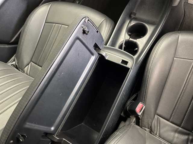 トヨタ プリウス Sセーフティプラス 鹿児島県 2017(平29)年 14.6万km アティチュードブラックマイカ TEIN車高調/純正型ナビ/（フルセグＴＶ/Bluetooth)/HDMI/シートヒーター/バックカメラ/ヘッドアップディスプレイ/ＥＴＣ/セーフティセンス/シートカバー/衝突軽減/レーダークルーズコントロール/ＬＥＤヘッドライト/社外19インチアルミホイール/オートライト/フォグランプ/保証書/取扱説明書