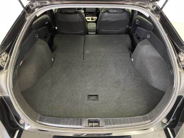 トヨタ プリウス Sセーフティプラス 鹿児島県 2017(平29)年 14.6万km アティチュードブラックマイカ TEIN車高調/純正型ナビ/（フルセグＴＶ/Bluetooth)/HDMI/シートヒーター/バックカメラ/ヘッドアップディスプレイ/ＥＴＣ/セーフティセンス/シートカバー/衝突軽減/レーダークルーズコントロール/ＬＥＤヘッドライト/社外19インチアルミホイール/オートライト/フォグランプ/保証書/取扱説明書