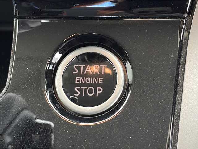 日産 セレナ ハイウェイスター プロパイロットED 千葉県 2017(平29)年 3.5万km ブリリアントホワイトパール 純正8インチナビ/フルセグTV/バックカメラ/両側パワースライドドア/衝突被害軽減ブレーキ/レーンキープアシスト/プロパイロット/前後ドライブレコーダー/ビルトインETC/アイドリングストップ/プッシュスタート/純正フロアマット
