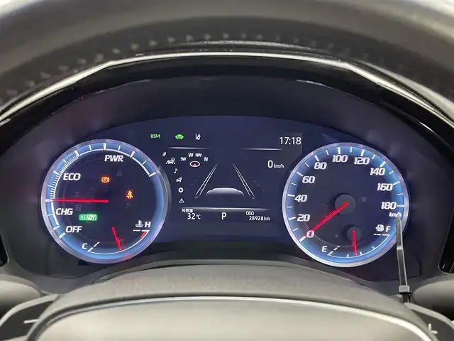 トヨタ クラウン ハイブリッド RS アドバンス 埼玉県 2019(平31)年 2.9万km ホワイトパールクリスタルシャイン サンルーフ/純正メモリナビ/ CD DVD フルセグTV Bluetooth/パノラミックビューモニター/プリクラッシュセーフティ/レーンディパーチャーアラート/ブラインドスポットモニター/レーダークルーズコントロール/クリアランスソナー/パーキングサポート/ヘッドアップディスプレイ/デジタルインナーミラー/シートヒーター/ベンチレーション/ステアリングヒーター/ドライブレコーダー/LEDオートライト/ETC2.0