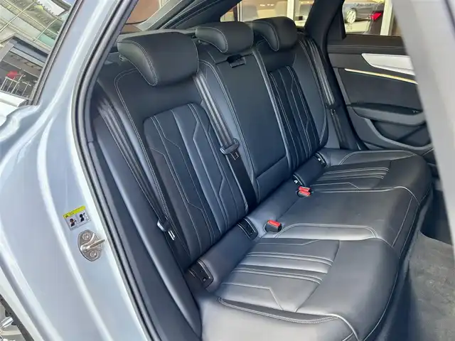 アウディ Ａ６ アバント45TFSIクワトロ スポーツ 宮城県 2021(令3)年 3.5万km グレイシアホワイトメタリック S-lineパッケージ/アシスタンスパッケージ/パノラマガラスサンルーフ/バーチャルコックピット/MMIナビゲーションシステム/フルセグＴＶ　/全方位カメラ　/ブラックレザーシート/シートヒーター/メモリ機能付きパワーシート　/HDマトリクスLEDヘッドライト　/純正21インチAW/４ゾーンエアコン/アドバンストキー/パワーバックドア/ソフトクローズドア/前後ドライブレコーダー